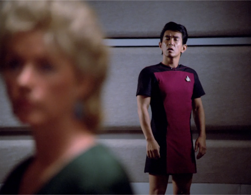 A male Command Ensign wearing a skant in the TNG episode “Where No One Has Gone Before”.